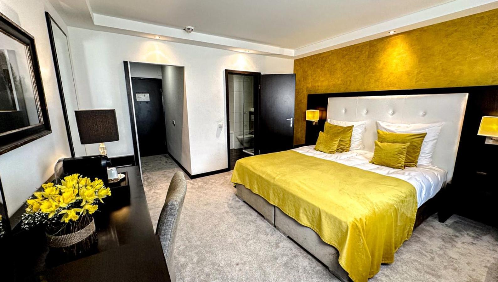 Hotel Moers Van Der Valk Exterior photo