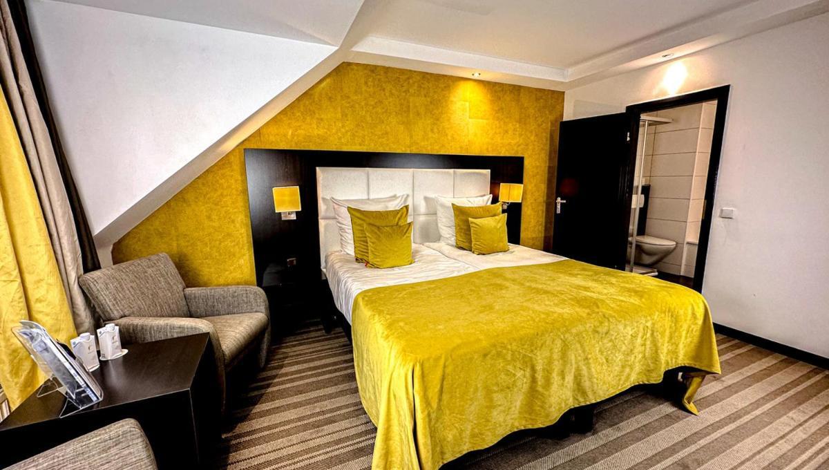 Hotel Moers Van Der Valk Exterior photo